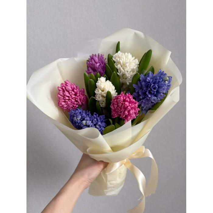 Гиацинты в Жанаозене