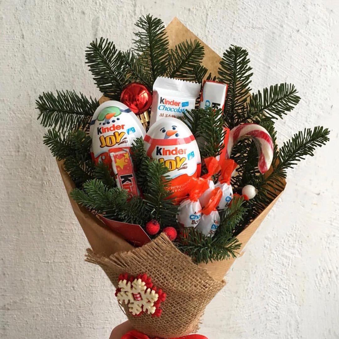 Букет из конфет для мальчика